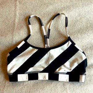 Lululemon Sports Bra Black/Beige Size 4